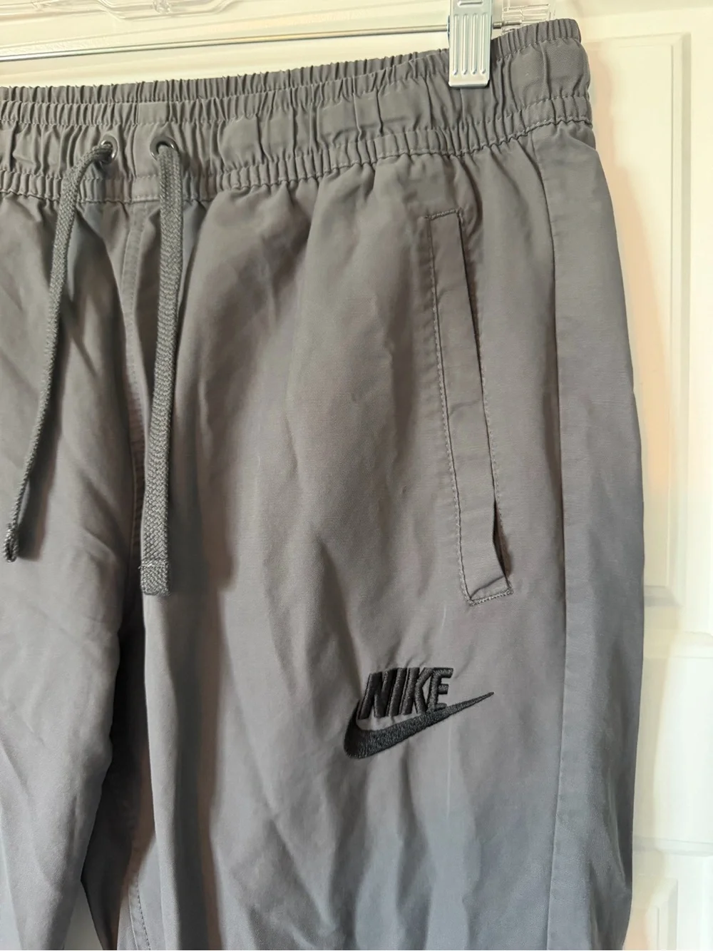 Nike Men's Gray Jogger Pants